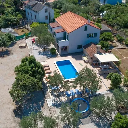 Ivanka Villa